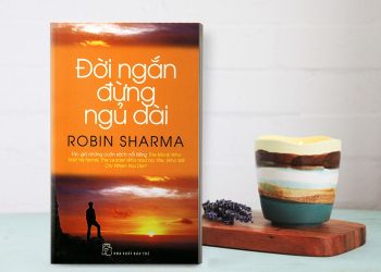 Sách Đời ngắn đừng ngủ dài