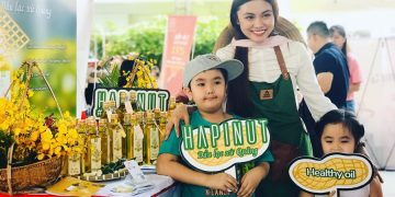 Kiều Bảo Hân Hapinut hội chợ